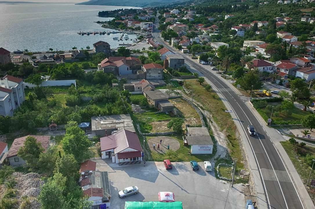 Apartments Viktorija Стариград-Пакленица Экстерьер фото
